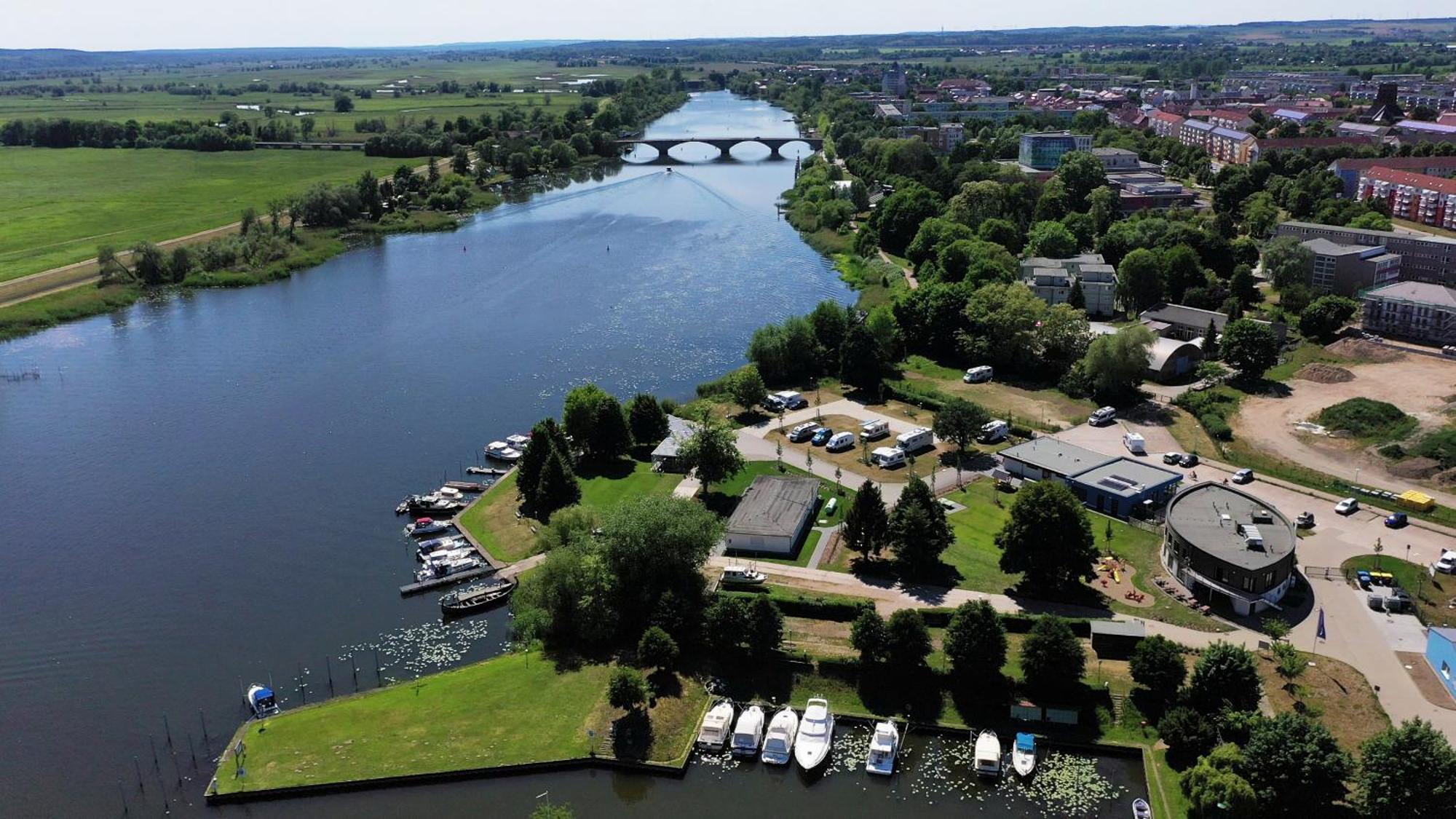 Ferienwohnung Stroamcamp Schwedt/Oder Exterior foto